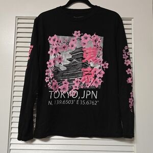 Fresh Laundry - Floral Long-Sleeve Graphic Tokyo Japan Travel Top